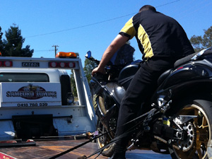 samford-motorbike-towing